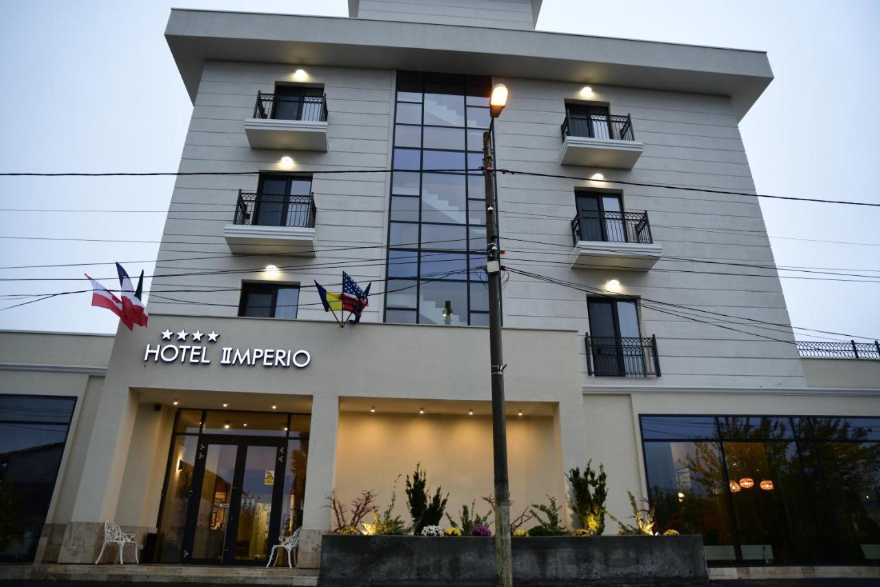 Imperio Hotel Cernavoda エクステリア 写真